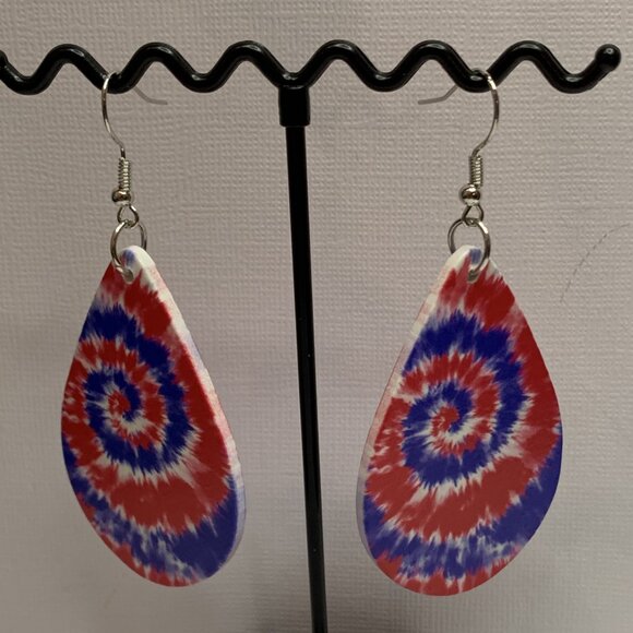 Tie Dye Earring, USA Earring, Fourth of July Earring, Patriotic Earring, Gift - Picture 5 of 5